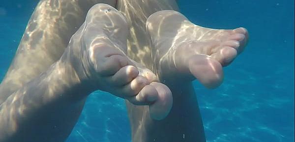  wife thong swimming in pool cameltoe